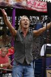 Bloemendaag 22 juli 2006
Optreden Hudson 5 met als zanger Chris Zegers bij Woodstock.
Chris treedt op voor het goede doel Save the Monkeys