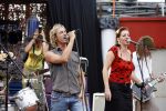 Bloemendaag 22 juli 2006
Optreden Hudson 5 met als zanger Chris Zegers bij Woodstock.
Chris treedt op voor het goede doel Save the Monkeys