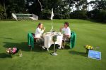 Molenschot, 22 Juli 2006
Golfclub Toxandria, Internationaal Golftoernooi Riverwoods 
Winnares Christel Boeljon samen met tim Sluiter aan de lunch op hole 18