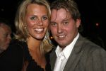 Hoofddorp 28 juni 2006
CD presentatie Robert Leroy in Claus Party house.
Sanne Heijen met Dennis v Tellingen
Peter Smulders bv