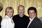 Amsterdam 26 juni 2006
Persconferentie over the edge in het Amstel hotel
Bruce Willis  en Monique v d Ven en Edwin de Vries
Peter Smulders bv