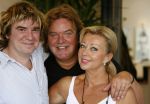 Alphen aan de Rijn 13 juni 2006
Erny v Reijmersdal bij L Oreal met Ad peteres en Sjaan
Peter Smulders bv