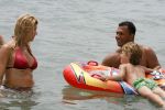 Ibiza 27 juli 2006
Ruud Gullit op vakantie met Estelle Joelle en Maxim op Ibiza.