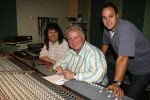 Arnhem 28 juni 2006
Frans Bauer en Emile Hartkamp in studio. Emile is 45 kg afgevallen.
Peter Smulders bv