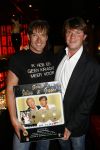Blaricum 17 mei 2006
Gerard Joling  Gordon en Peter Gallas met gouden dvd