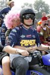 Lichtenvoorde 23 juli 2006
De zwarte cross met diverse BN ers.
Gijs Staverman met achterop Astrid de Jong
