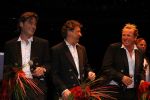 Amsterdam 19 juni 2006
Gala tbv de Ingeborg Douwes Stichting in Carre.
Jeroen v d Boom met Rene Froger en Gordon. Gerard Joling was ziek
Peter Smulders bv