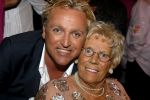 Amsterdam 27 mei 2006
Toppers in concert met Rene Froger Gerard Joling en Gordon in  Gordon met moeder 
Peter Smulders bv