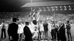 PSV winnaar Europacup 1988
met Erik Gerets, Ivan Nielsen en Eddy Dubbelboer Hans Gillhaus, Soren Lerby Kees Ploegsma Patrick lodewijks Addick Koot