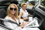 Wassenaar 19 juni 2006
Beau Monde rally met cabrio's.
Inge de Bruijn met Mariska v Kolck
Peter Smulders bv