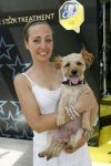 Amsterdam 16 juli 2006
OPening honden spa in het hilton hotel
Isabelle Brinkman met hond.