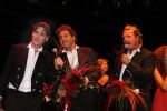 Amsterdam 19 juni 2006
Gala tbv de Ingeborg Douwes Stichting in Carre.
Jeroen v d Boom met Rene Froger en Gordon. Gerard Joling was ziek
Peter Smulders bv