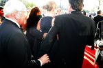 Amsterdam 15 juli 2006
Premiere Rembrandt in Carre.
Johnny Kraaykamp sr en Jr hand in hand