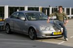 Aalsmeer 18 augustus 2006
Borrel voor oud big brother bewoners.
Winnaar van vorig jaar Joost BB met zijn Jaguar
Peter Smulders bv