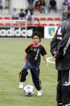 Amsterdam 2 juni 2006
Justin Kluivert op training bij de ajax jeugd. Justin is gescout door AJAX. Papa Patrick en moeder Angela waren natuurlijk bij de eerste training.
Peter Smulders bv