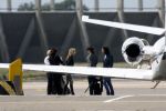 Schiphol 1 augustus 2006
Kate Moss vertrekt met vrienden met prive jet vanaf schiphol oost
Peter Smulders bv