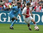 Rotterdam, 7 Mei 2006
Feyenoord stadion Gatorade Cup (KNVB-beker ) Seizoen 2005/2006
AJAX-PSV, eindstand 2-1
Klaas Jan Huntelaar in duel met Eric Addo
