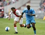 Amsterdam 13 augustus 2006
Ajax-PSV 3-1 om de johan Cruijff schaal in de arena.
Kone en George Ogararu
Peter Smulders bv