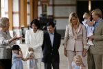 Apeldoorn 18 augustus 2006
Fotosessie Koningin Beatrix met Maxima Prins Willem Alexandert Amalia Alexia en de keizerlijke hoogheden van Japan Prins Naruhito Prinses Masako en prinses Aiko op paleis het Loo.
Peter Smulders bv