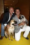 Amsterdam 16 juli 2006
OPening honden spa in het hilton hotel
Leco v Zadelhoff met zijn vriend Rob en hun honden