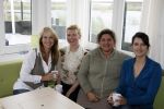 Muiderberg 31 mei 2006
Linda de Mol, Annette Malherbe Tjitske Reidinga  en Susan Visser  (Gooische vrouwen)op woonark in natuurreservaat Naardermeer tegen aanleg A6
Peter Smulders bv