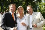 Wassenaar 6 juni 2006
Auberge de Kievit gekozen tot terras van het jaar door talkies.
Chris Luken met Marc Brouwers
Peter Smulders bv