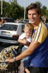 Ibiza 28 juli 2006
Marc v d Loo en Robine v d Meer arriveren op het vliegveld van Ibiza met hun 2 kinderen.