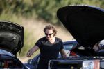 Ibiza 25 juli 2006
Marco Borsato en leontine Borsato staan met een kapotte auto op de parkeerplaats bij een strandtent. Leontine haar broer is er ook bij.