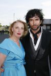 Hilversum 14 mei 2006
Coiffure awards in studio 21.
Mari v d Ven met een vriendin
Peer Smulders bv