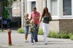 Amsterdam 16 augustus 2006
Mariska Hulscher met haar ex man Bert en hun kinderen.