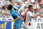 Amsterdam 13 augustus 2006
AJAX-PSV 3-1 om de Johan Cruyffschaal in de arena.
Timmy Simons en Markus Rosenberg
Peter Smulders bv