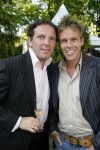Wassenaar 6 juni 2006
Auberge de Kievit gekozen tot terras van het jaar door talkies.
Robert leroy met Maurice Kroon
Peter Smulders bv