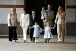 Apeldoorn 18 augustus 2006
Fotosessie Koningin Beatrix met Maxima Prins Willem Alexandert Amalia Alexia en de keizerlijke hoogheden van Japan Prins Naruhito Prinses Masako en prinses Aiko op paleis het Loo.