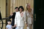 Apeldoorn 18 augustus 2006
Fotosessie Koningin Beatrix Prins Willem Alexander Maxima Amalia Alexia en hunne keizerlijke hoogheden Prins Naruhito prinses Masako en Prinses Aiko van japan op paleis het Loo
