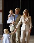 Apeldoorn 18 augustus 2006
Fotosessie Koningin Beatrix met Maxima Prins Willem Alexandert Amalia Alexia en de keizerlijke hoogheden van Japan Prins Naruhito Prinses Masako en prinses Aiko op paleis het Loo.