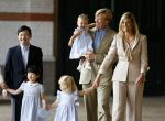 Apeldoorn 18 augustus 2006
Fotosessie Koningin Beatrix met Maxima Prins Willem Alexandert Amalia Alexia en de keizerlijke hoogheden van Japan Prins Naruhito Prinses Masako en prinses Aiko op paleis het Loo.