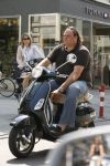 Amsterdam 30 juni 2006
Menno Kohler op vespa scooter op de pc hooftstraat  
Peter Smulders bv
