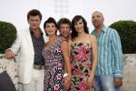 Hilversum 24 juli 2006
Najaarspresentatie Talpa. Cast man en het paard
Beau v Erven Doren metVivienne v d Assem Miryanna v Reeden Ruben v d Meer en Steye v dam