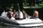 Amsterdam, 12 Juli 2006 Amsterdamse grachten.
Patrick Kluivert met zijn kinderen en familie en vrienden niet voetballend in Valencia maar varend op een speed boot