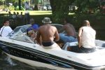 Amsterdam, 12 Juli 2006 Amsterdamse grachten.
Patrick Kluivert met zijn kinderen en familie en vrienden niet voetballend in Valencia maar varend op een speed boot