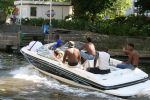 Amsterdam, 12 Juli 2006 Amsterdamse grachten.
Patrick Kluivert met zijn kinderen en familie en vrienden niet voetballend in Valencia maar varend op een speed boot