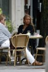 Amsterdam 4 augustus 2006.
Patty Brard op terras bij Joffers met sebastiaan.