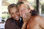 Ibiza 27 juli 2006
Patty Brard  en haar verloofde Antoine kussend  op Ibiza.   
Peter Smulders bv