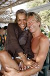 Ibiza 27 juli 2006
Patty Brard  en haar verloofde Antoine kussend  op Ibiza.