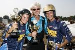 Lichtenvoorde 23 juli 2006
De zwarte cross met diverse BN ers.
Peggy Vrijens Wouter v d Goes en Arie Boomsma