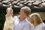 Tavarnelle 6 juli 2006
Koningin Beatrix met Prinses Maxima Prins Willem Alexander Amalia en Alexia tijdens fotomoment op vakantie.