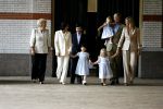 Apeldoorn 18 augustus 2006
Fotosessie Koningin Beatrix met Maxima Prins Willem Alexandert Amalia Alexia en de keizerlijke hoogheden van Japan Prins Naruhito Prinses Masako en prinses Aiko op paleis het Loo.