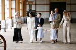 Apeldoorn 18 augustus 2006
Fotosessie Koningin Beatrix met Maxima Prins Willem Alexandert Amalia Alexia en de keizerlijke hoogheden van Japan Prins Naruhito Prinses Masako en prinses Aiko op paleis het Loo.