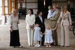 Apeldoorn 18 augustus 2006
Fotosessie Koningin Beatrix met Maxima Prins Willem Alexandert Amalia Alexia en de keizerlijke hoogheden van Japan Prins Naruhito Prinses Masako en prinses Aiko op paleis het Loo.