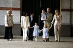 Apeldoorn 18 augustus 2006
Fotosessie Koningin Beatrix met Maxima Prins Willem Alexandert Amalia Alexia en de keizerlijke hoogheden van Japan Prins Naruhito Prinses Masako en prinses Aiko op paleis het Loo.